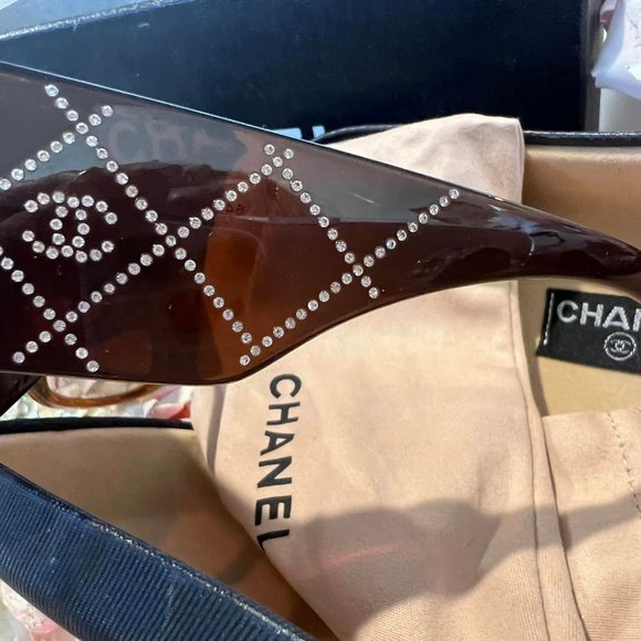CHANEL Designer Sunglasses - Picture 5 of 13